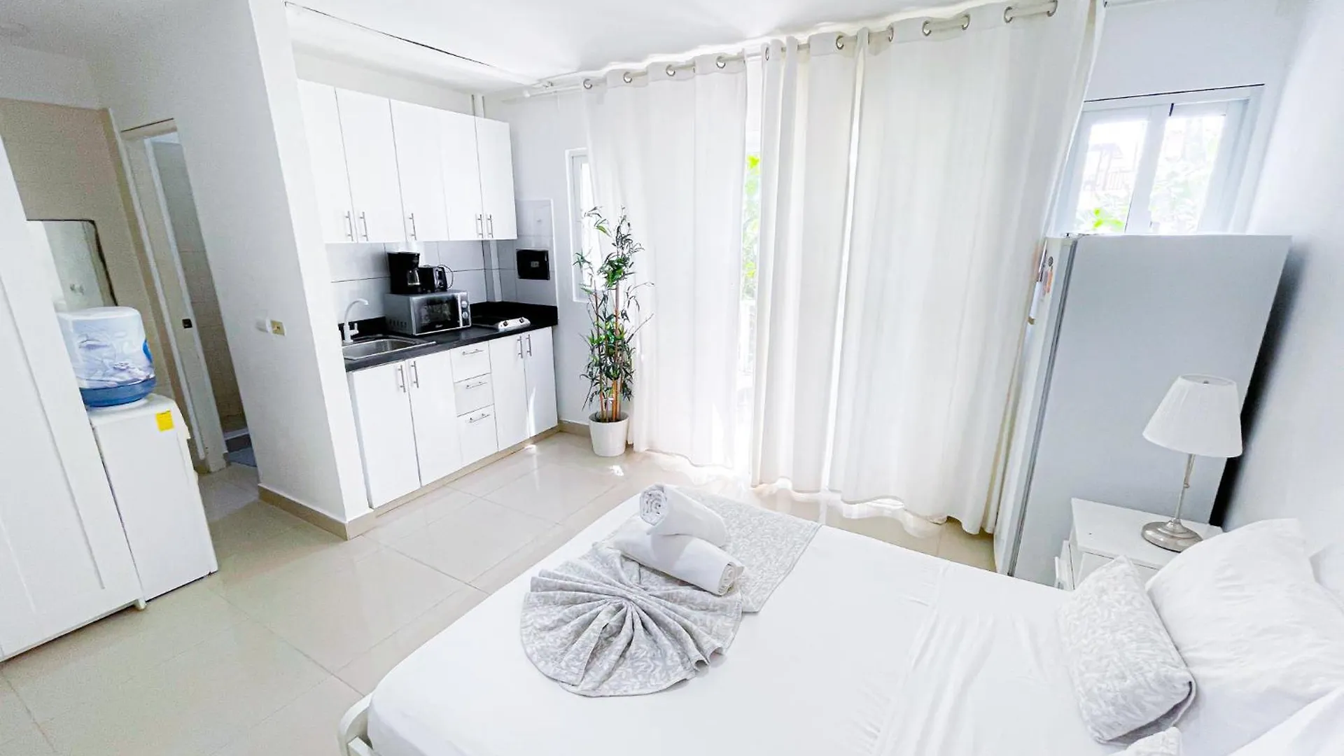 SUN&SAND Caribbean FUN&LOVE Del Mar STUDIOS BEACH CLUB & SPA Пунта-Кана 5*,